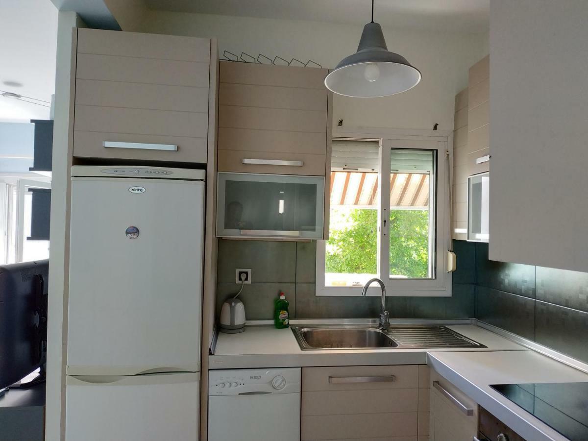 Epavlis Apartment Неа-Перамос Экстерьер фото